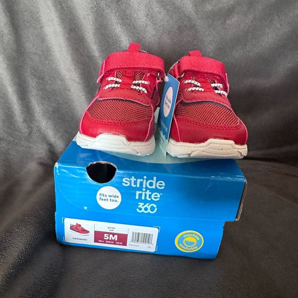 Stride Rite 360 gordo sneaker Red Shoes 5T